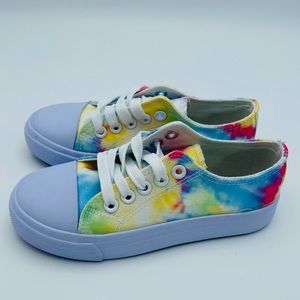 New Kids Tennis Size 12